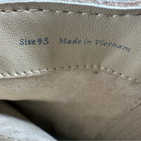 Dolce Vita Martey H2O Taupe Suede Chunky Boots #217 - Picture 12 of 12